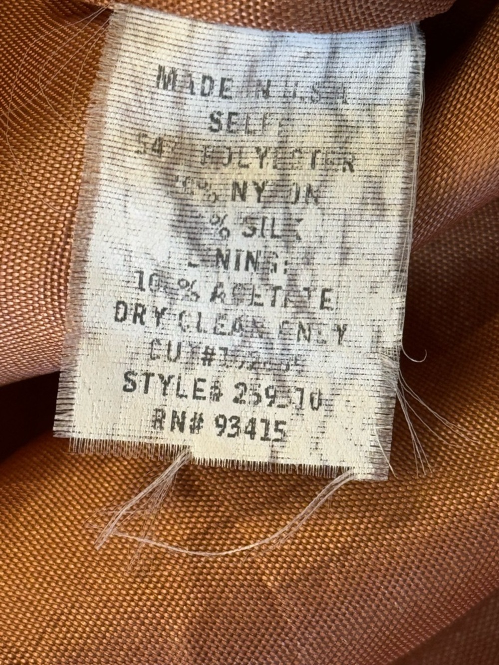 Trina Turk Capri Pants Size 10 - Picture 9 of 9